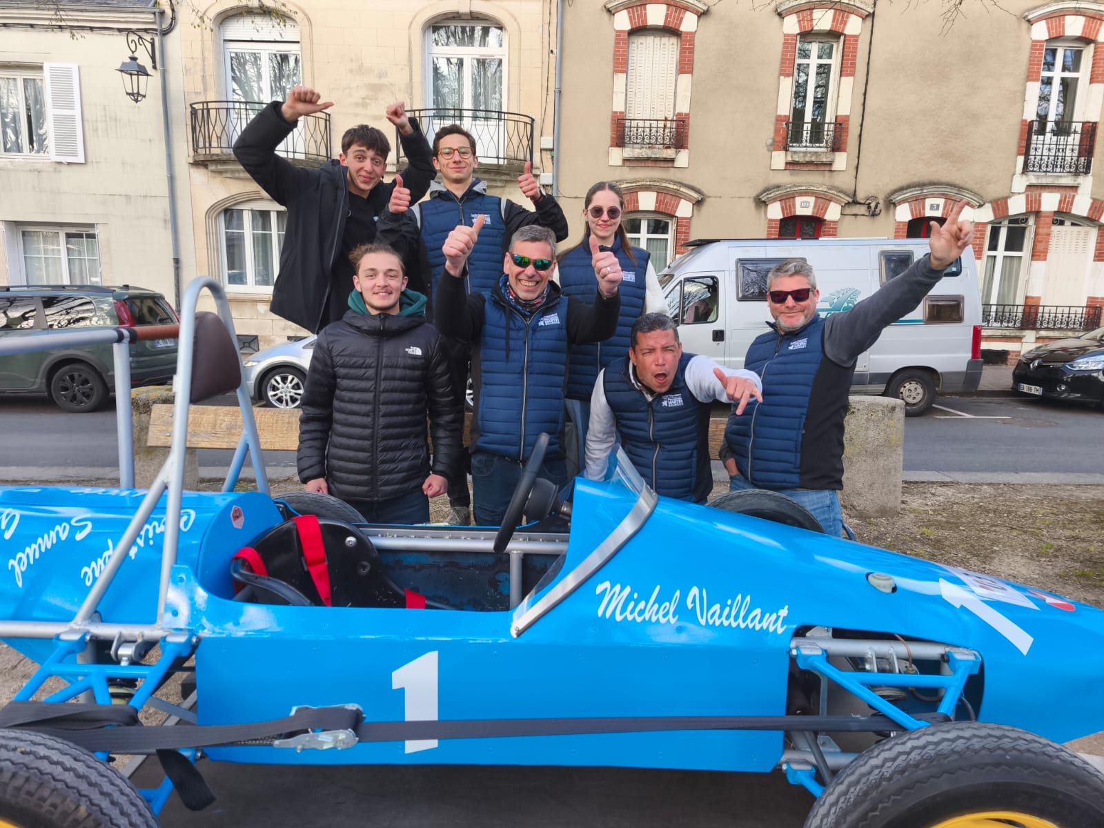 Brillante démonstration lors de la 4ème édition de la course de caisses à savon de Châteauroux.